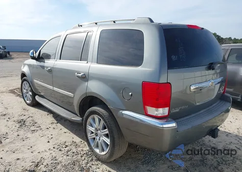 2008 Chrysler Aspen Limited из США, поврежденный, VIN 1A8HX58238F145956